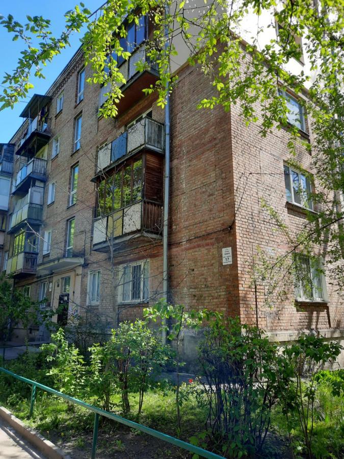 Посуточно Мини-Студия Метро Дорогожичи Киев Exteriör bild